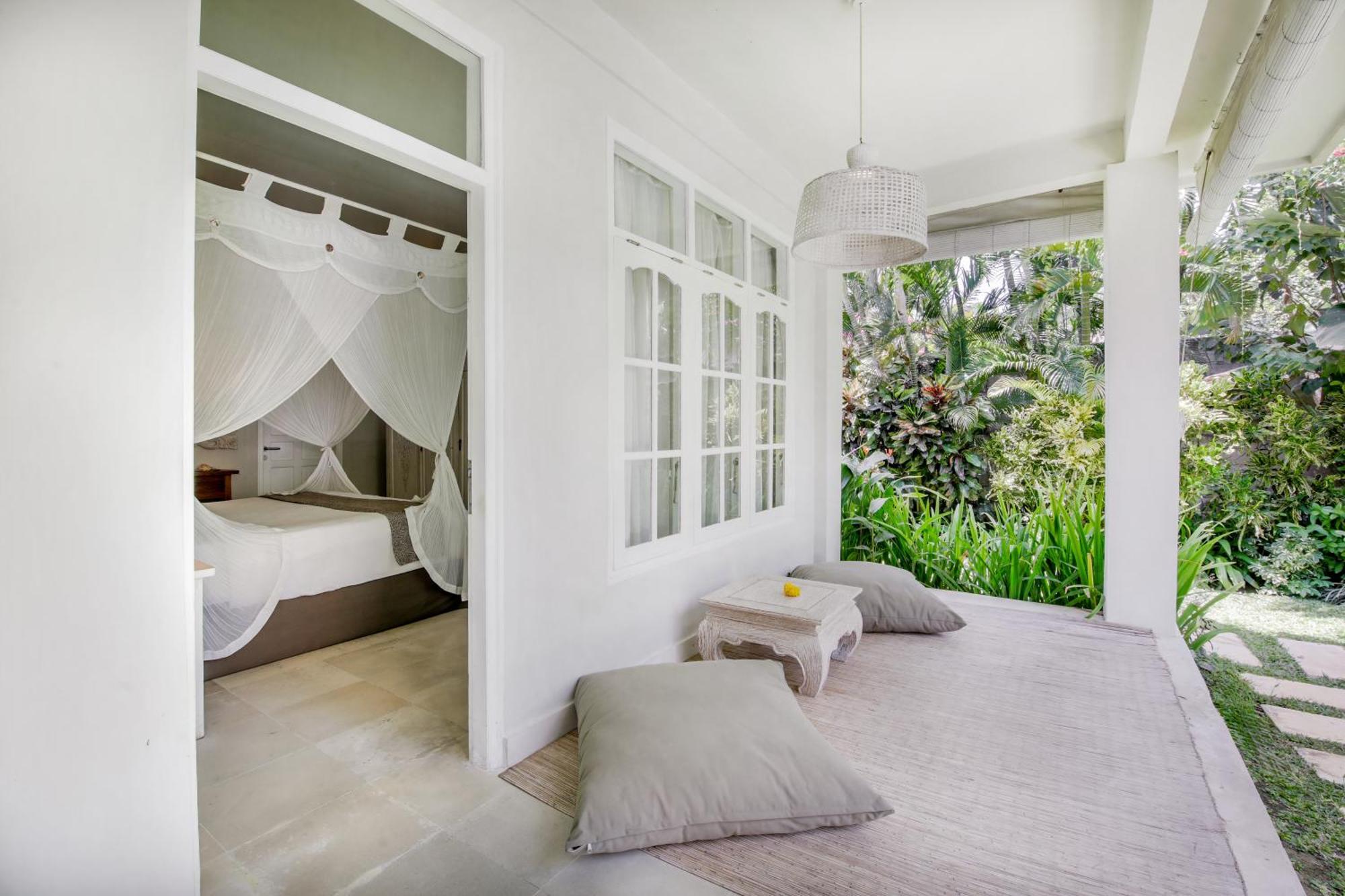 Villa Lodek Deluxe Seminyak Exterior foto
